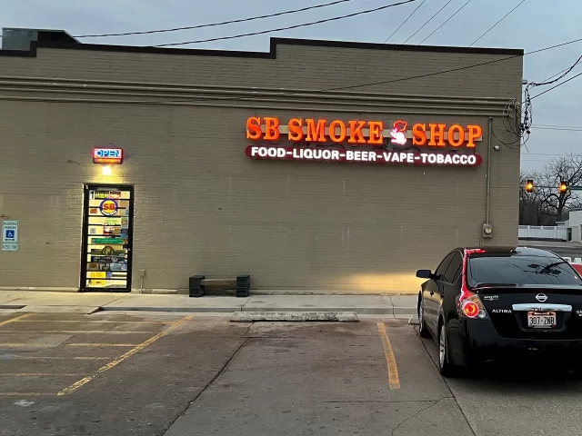 SB Smoke Shop & Liquor